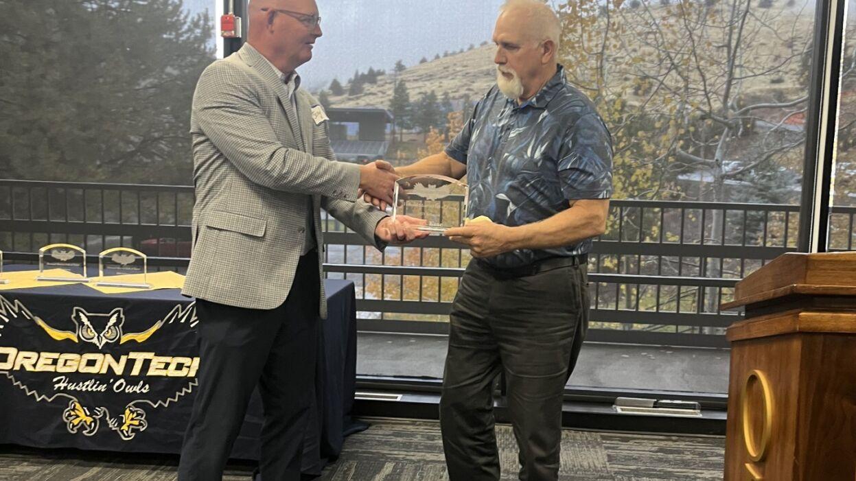 Column: Oregon Tech adds five more stalwarts to Hall of Fame